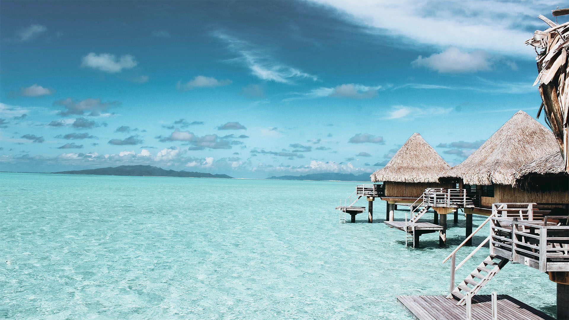 Overwater-Bungalows in Bora Bora